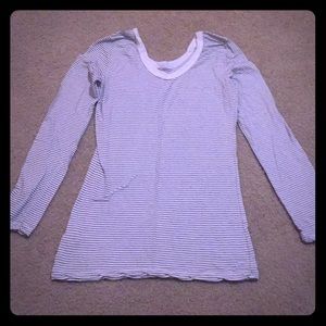 Super Comfy, Lightweight Long Sleeved Scoop Neck
